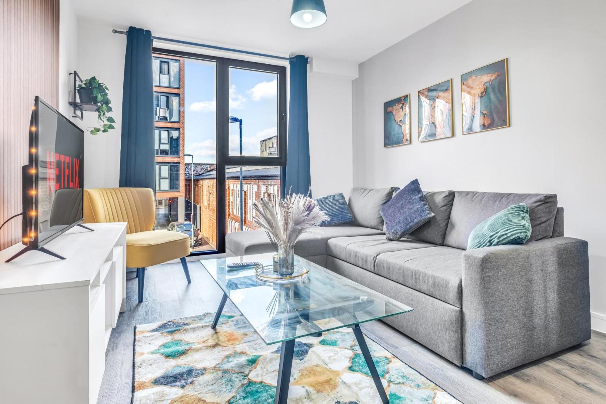 City Centre Emerald Escape - Sleeps-6, 2Beds & 2Baths , Netflix , Free Internet Birmingham Eksteriør bilde
